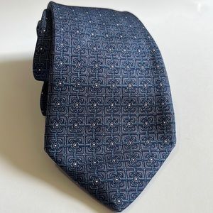 Hermès 💯 silk navy and purple men’s tie with white accent- 😍